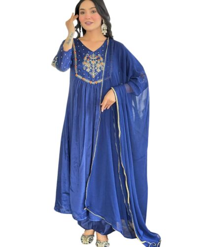 Naixa Plus Size Kurta Set: Festive Style for Curvy Women