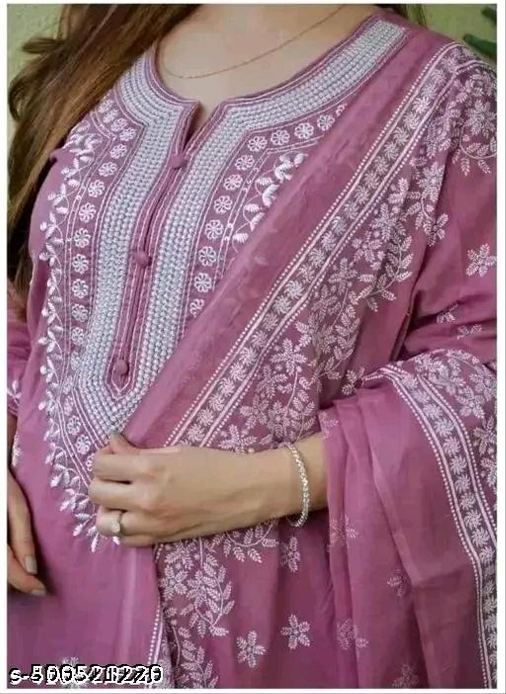 Embroidered Kurta Set for Plus Size – Party Wear Style